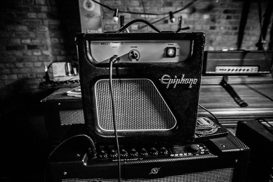 Epiphone Valve Junior amplifier on a Fender Mustang amp at Studio 195